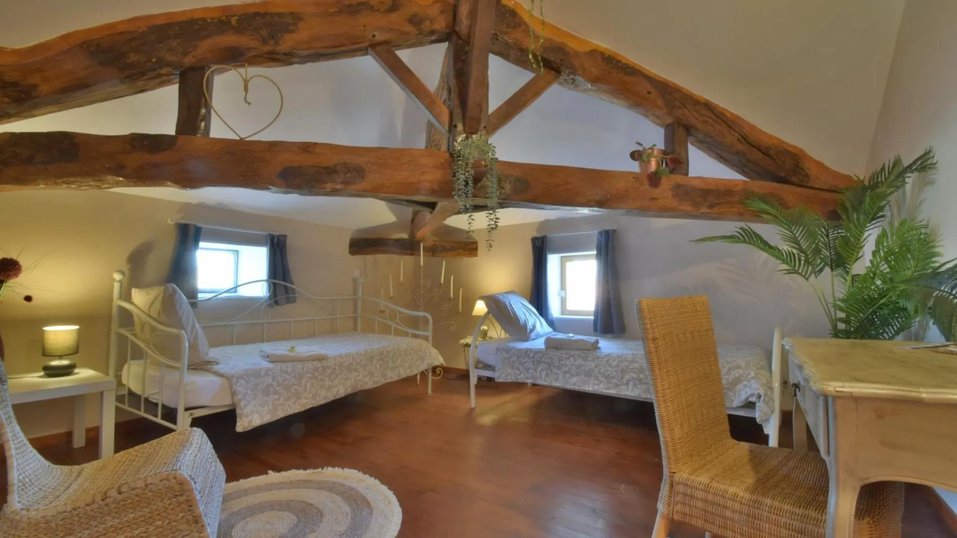 Chambre D'Hotes L'Altitude - Domaine La Rose Des Vents Castelnau-sur-l'Auvignon